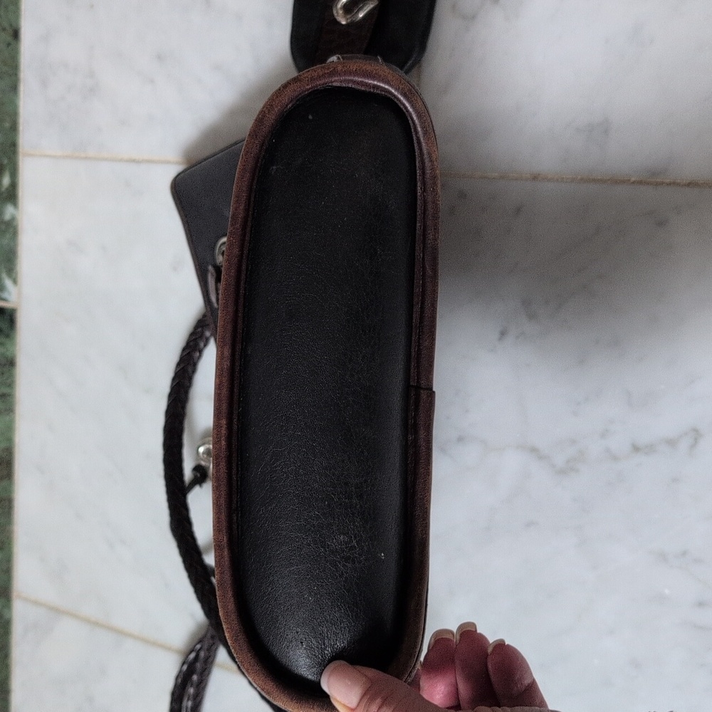 Brighton Vintage Leather Shoulder Bag And Matching Zip Pouch. - Picture 5 of 10